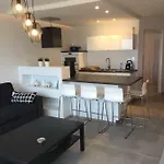 Poire Et Table 1 公寓 *