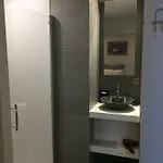 Poire Et Table 1 奥斯滕德