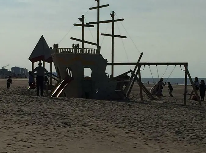 Appartement Poire Et Table 1