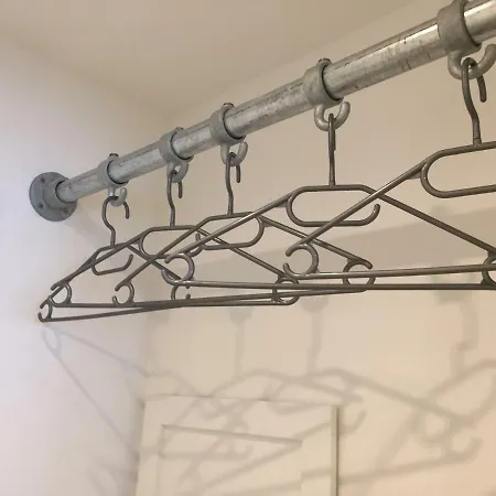 Poire Et Table 1 Οστένδη