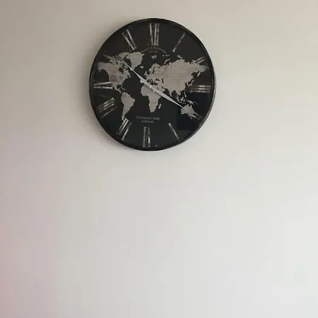 Poire Et Table 1 Διαμέρισμα